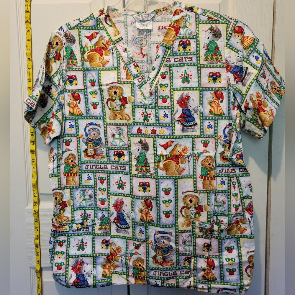 Christmas jingle cats, 2 pocket, v neck, scrub top, size L.